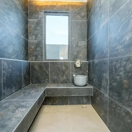 Kargi'da Lueks Silence 2 פאטהיה